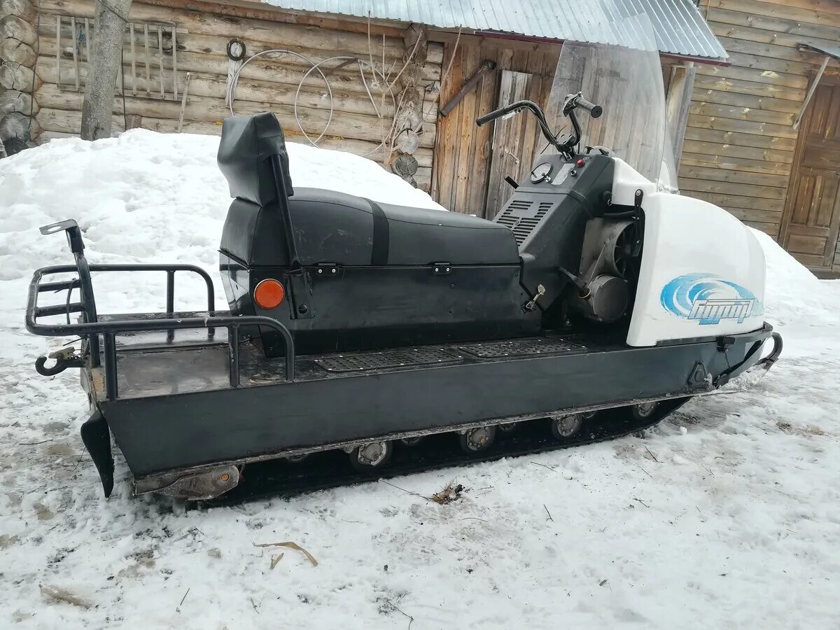 Купить снегоход бу недорого на авито. Снегоход Буран новый Свердловская область. Каток снегохода Буран. Глухих снегоход Буран. Следы Бурана снегоход.