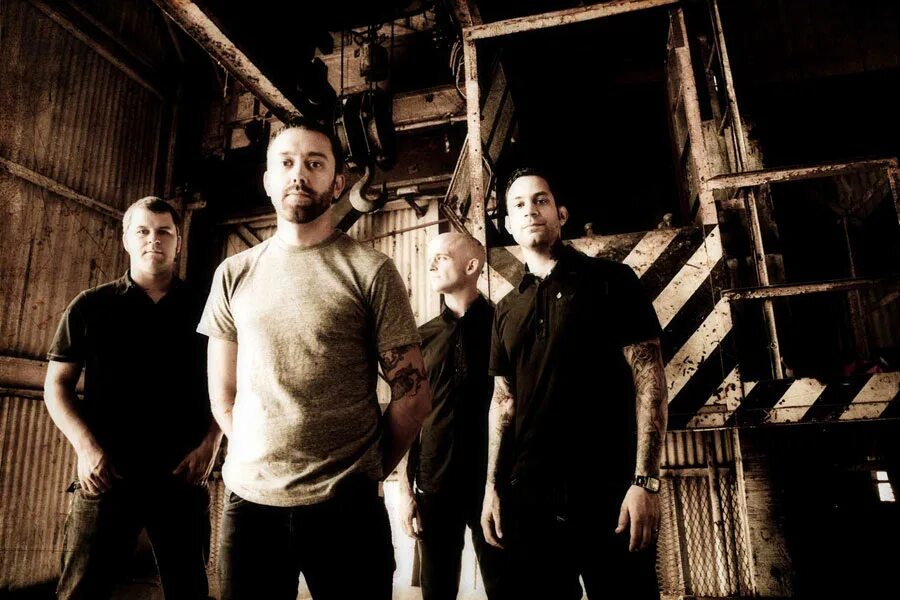 Against группа. Группа Rise against. Rise against 2004. Группа Rise against against 2022. Rise against discography.