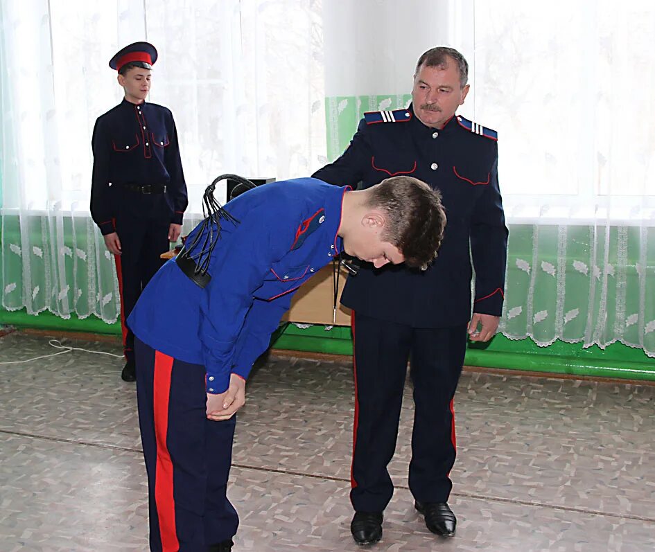 Буерак поповский. Наследницкий Атаман. Атаман Серафимовичского района. Серафимовичский район Хутор Буерак Поповский. Буерак Поповская школа Серафимовичского района.