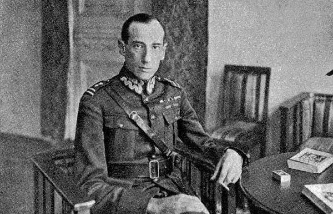 Председатель правления авиакомпании хусанов умид. Юзеф липский. Юзеф бек польша. Юзеф бек. Беков ваха.