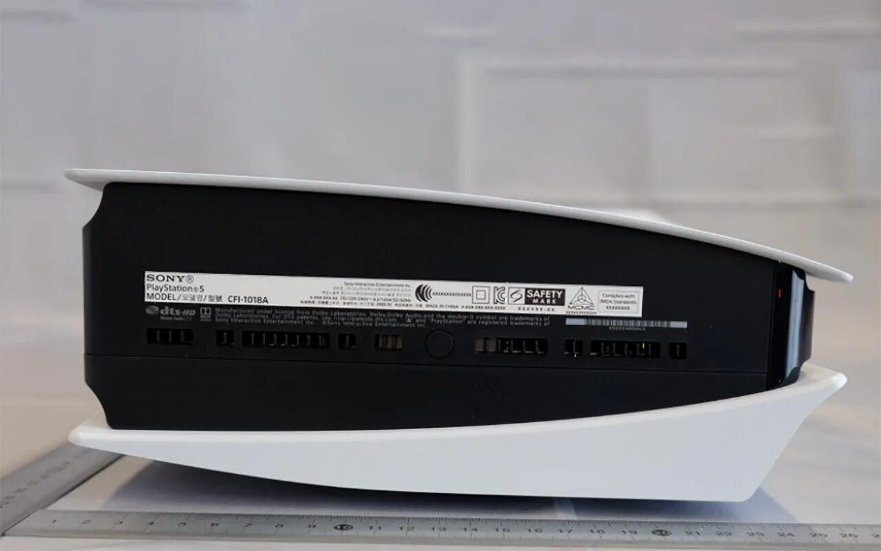 Как узнать прошивку ps5. Cfi 1108a ps5. серийный номер playstation 5. ps5 cfi-1208a. серийный номер консоли playstation 5.