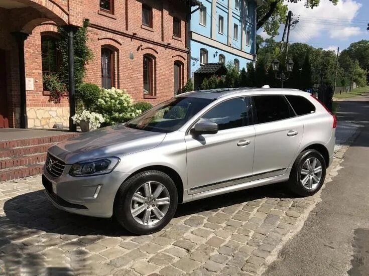 Xc60 рестайлинг. Вольво хс60 серая. вольво хс60 2017г. вольво хс60 2012. volvo xc60 2017.