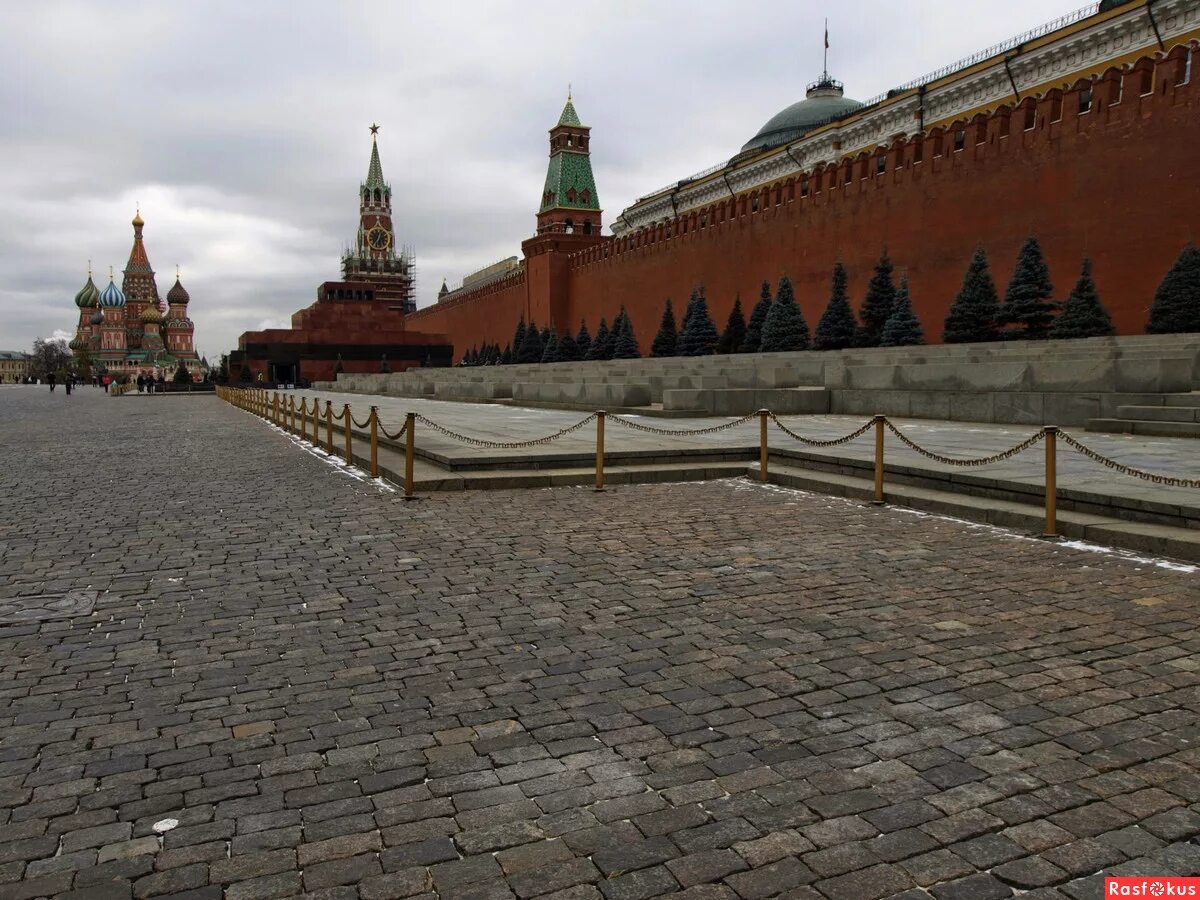 Кремль из какого камня