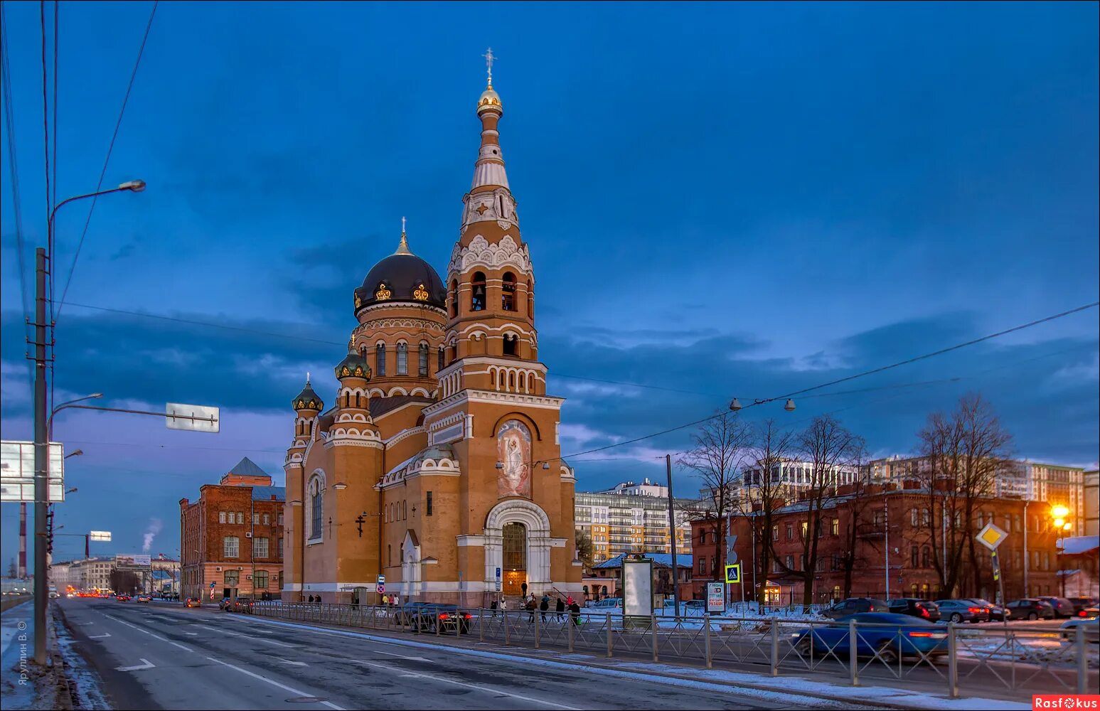 воскресенская церковь обводный канал. храм на обводном канале у варшавского вокзала. собор воскресения христова (ивано-франковск). храм на обводном канале у варшавского вокзала. санкт петербург храм у варшавского вокзала.