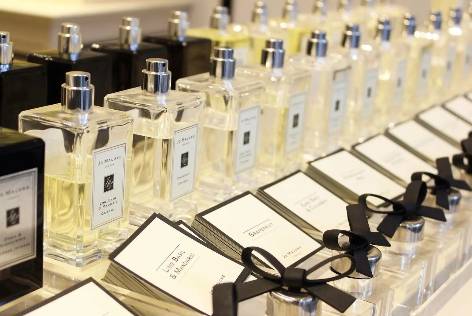 Джо Малон духи оригинал. Селективные духи Jo Malone. Джо Малон духи золотое яблоко. Джо Малон 10 мл. Качество туалетной воды