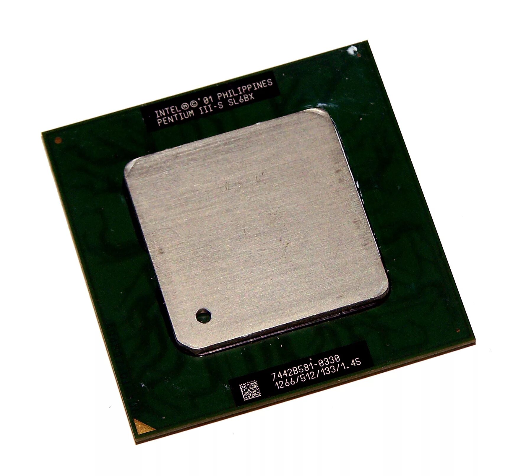 Intel pentium b940. Пентиум 3. Процессор Pentium 3. Pentium 3 Coppermine. Pentium 3 370 сокет 1200mhz.