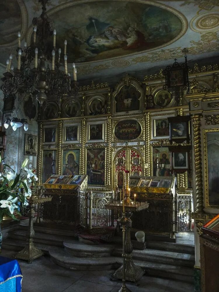 иконостас из храма владимирской иконы божьей матери московского. владимирская икона быково. владимирская икона быково. храм владимирской иконы божией матери в селе быково. храм владимирской иконы богородицы, село быково.