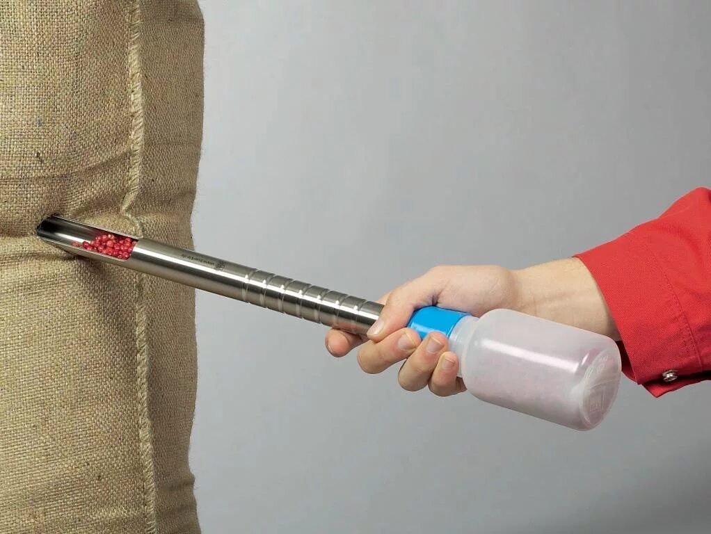 Контроль качества и отбор проб нефтепродуктов. Щуп пробоотборник зерна. Отбор проб на производстве. Вентиль для отбора проб. Ппсм 01 пробоотборник для сыпучих материалов.