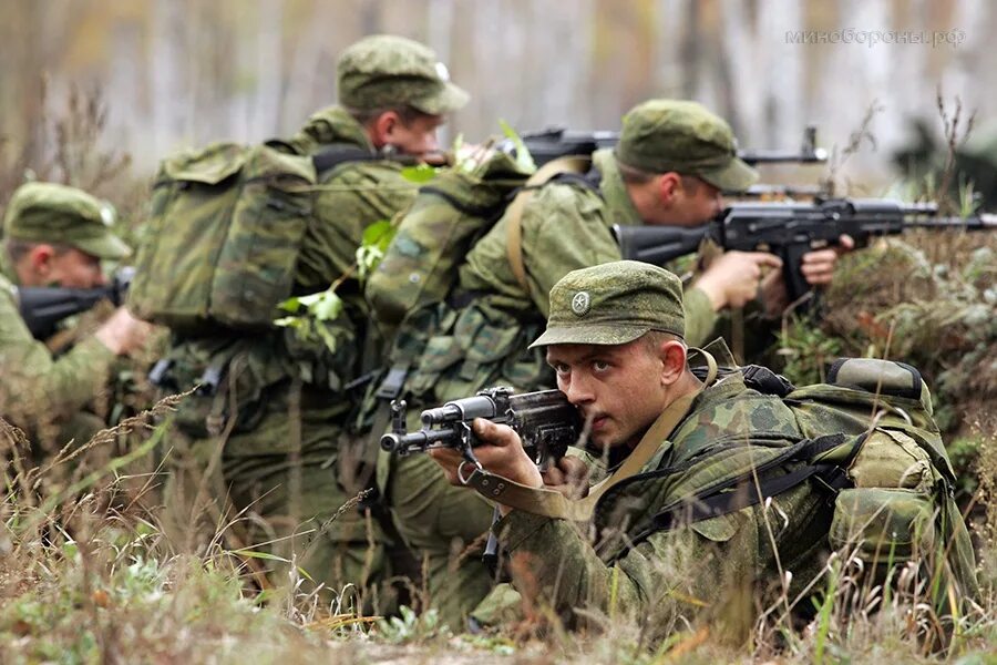 Военные России. Солдат Российской армии. Современная армия. Солдат современной армии. Служить в вс рф