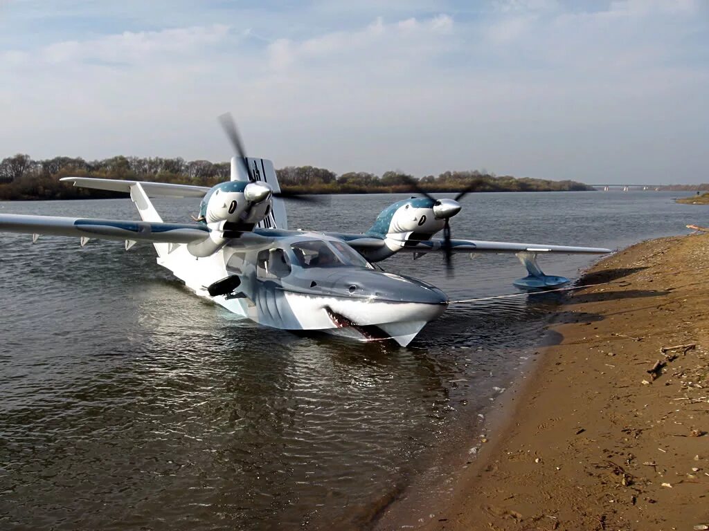 Самолёт-амфибия л-42. Самолет-амфибия л-42 "Чайка". Самолёт-амфибия л-65. Амфибия л 42. Самолет л 3