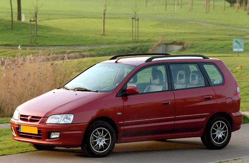 Mitsubishi space star 2006. Mitsubishi space star 1999. Митсубиси спейс стар 1999 1. Митсубиси спейс стар 2003. Mitsubishi space star 2002.
