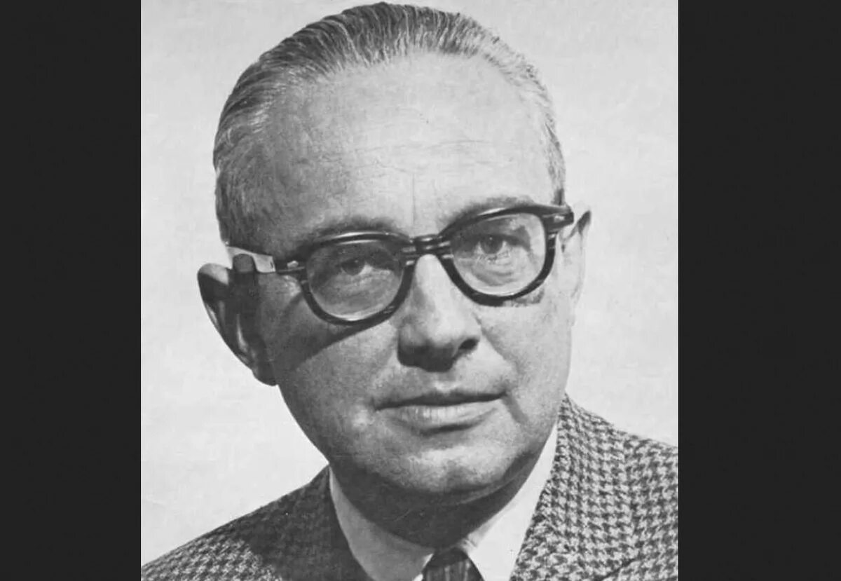 Льюис козер. Льюис Козер (1913–2003):. Льюис Козер немецкий социолог. Льюис Козер (р.1913г.) – Американский социолог.
