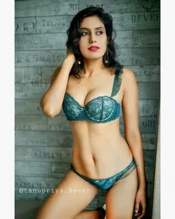 Priya khan hot pics