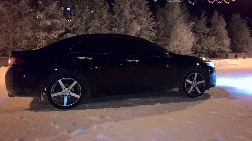 Какие диски поставить на зиму. Honda accord 8 vossen r18. honda accord 7 vossen r17. honda accord 7 диски vossen. хонда аккорд 7 на воссенах.