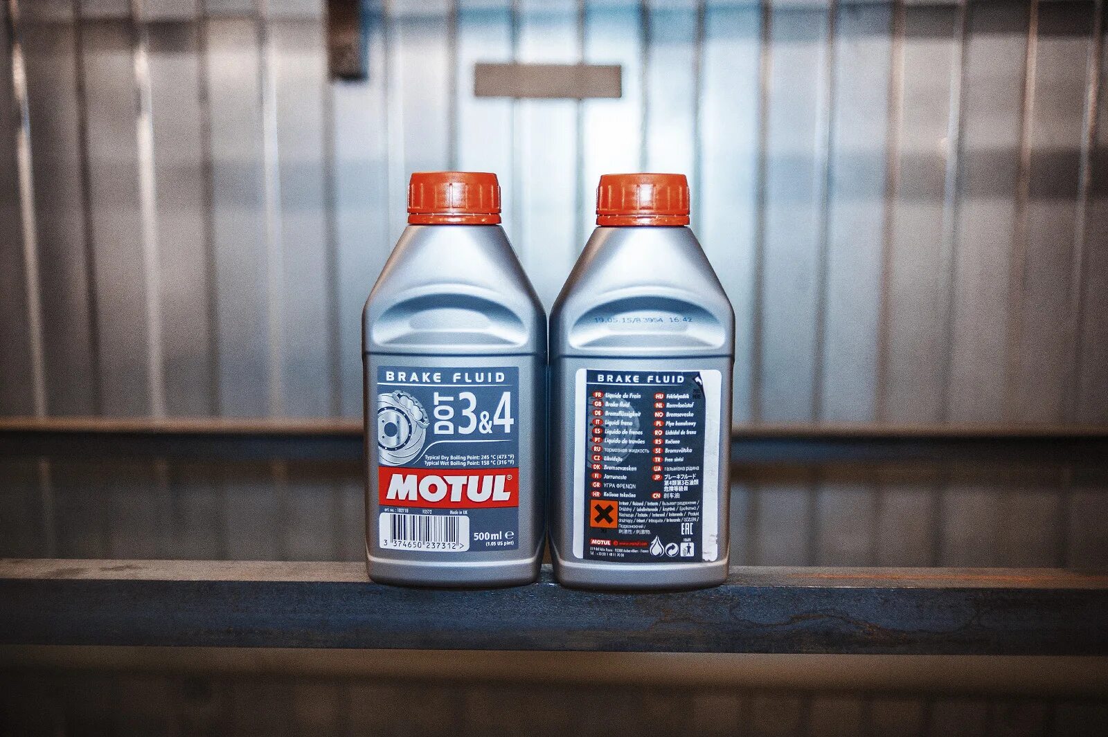 Тормозуха в солярку. Тормозную в солярку. Замерзание дизельного топлива. Liqui moly diesel additiv. Тормозная жидкость в солярку.