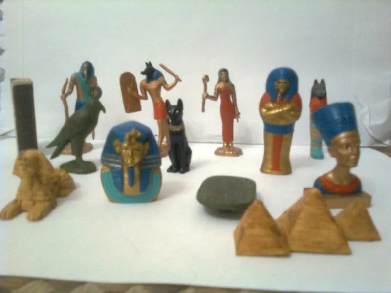 Древняя пластилина. Игрушки древнего Египта. Первые египетские игрушки. Древние египетские игрушки. Древние деревянные игрушки Египта.