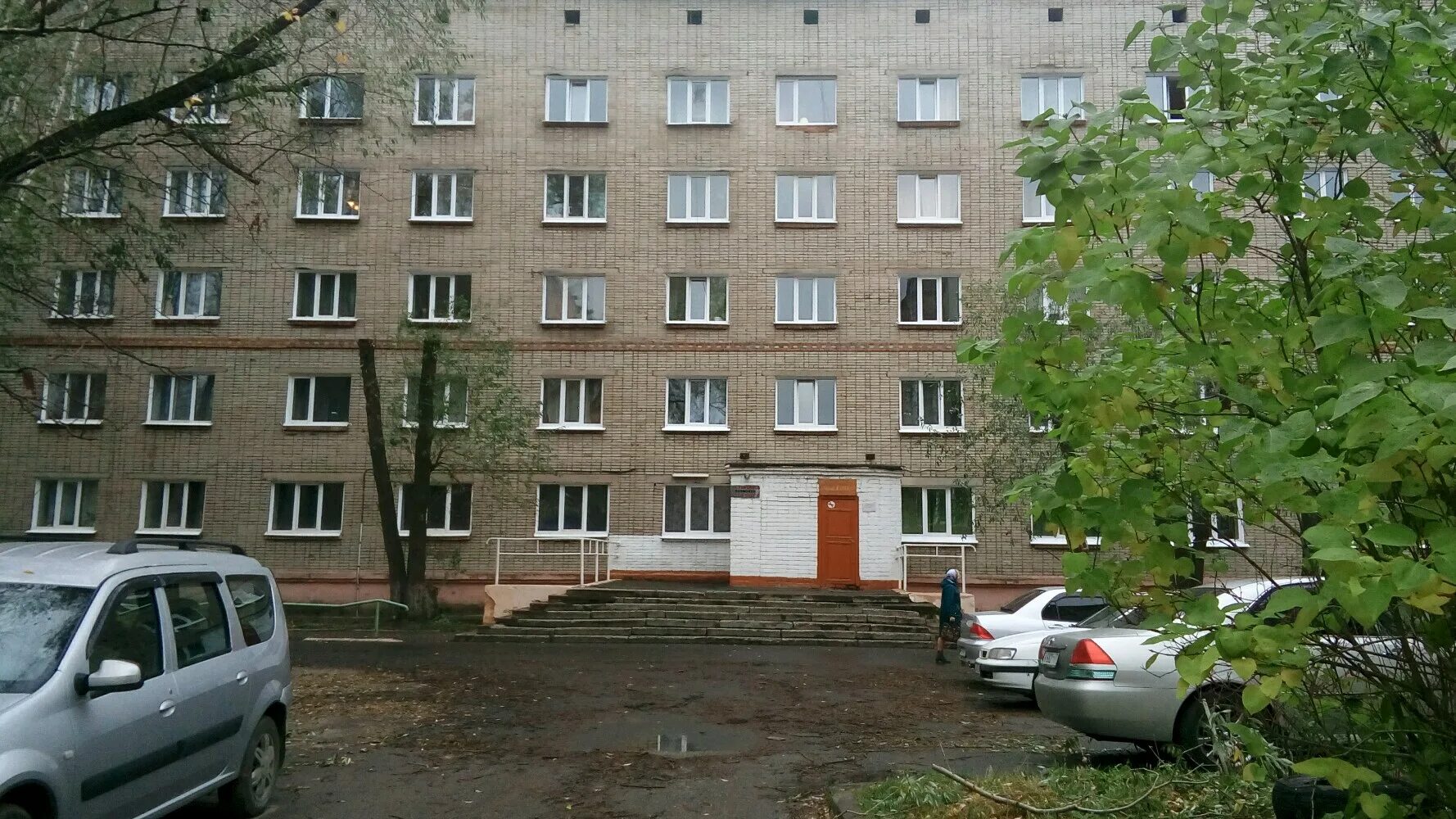 Новокузнецкий торгово-экономический техникум. Нтэт общежитие новокузнецк. Автомобильный колледж общежитие. Общежитие курганского государственного колледжа. Ижевский торгово-экономический техникум.