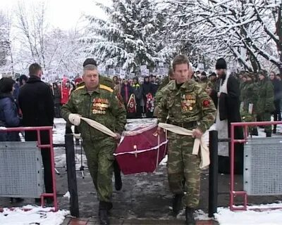 Участник ровно