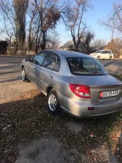2003 года седан