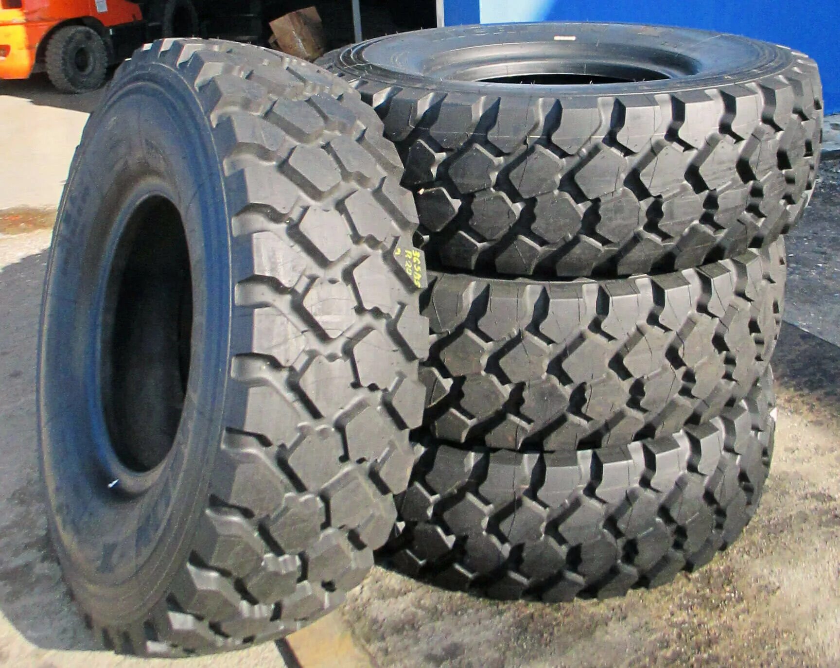 50r16 taitong/kapsen/terraking/huasheng hs268 122/118l тт. 10. 00r20. Резина грузовые r20. Шины 365/80r20.