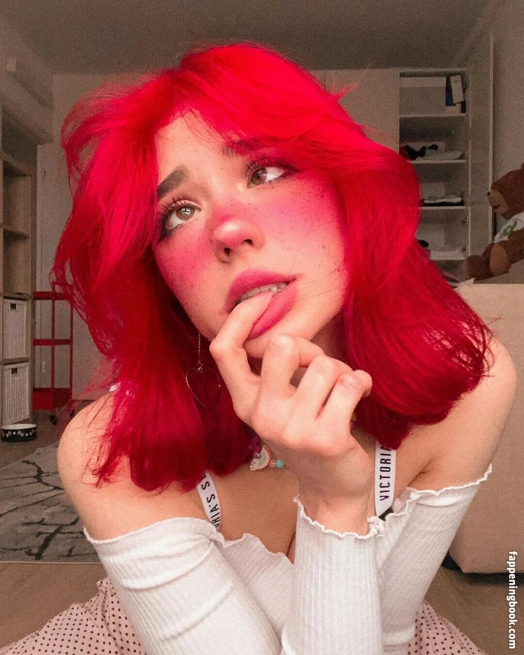 Flaffyx. Flaffyx тиктокерша. flaffyx онлифанс.