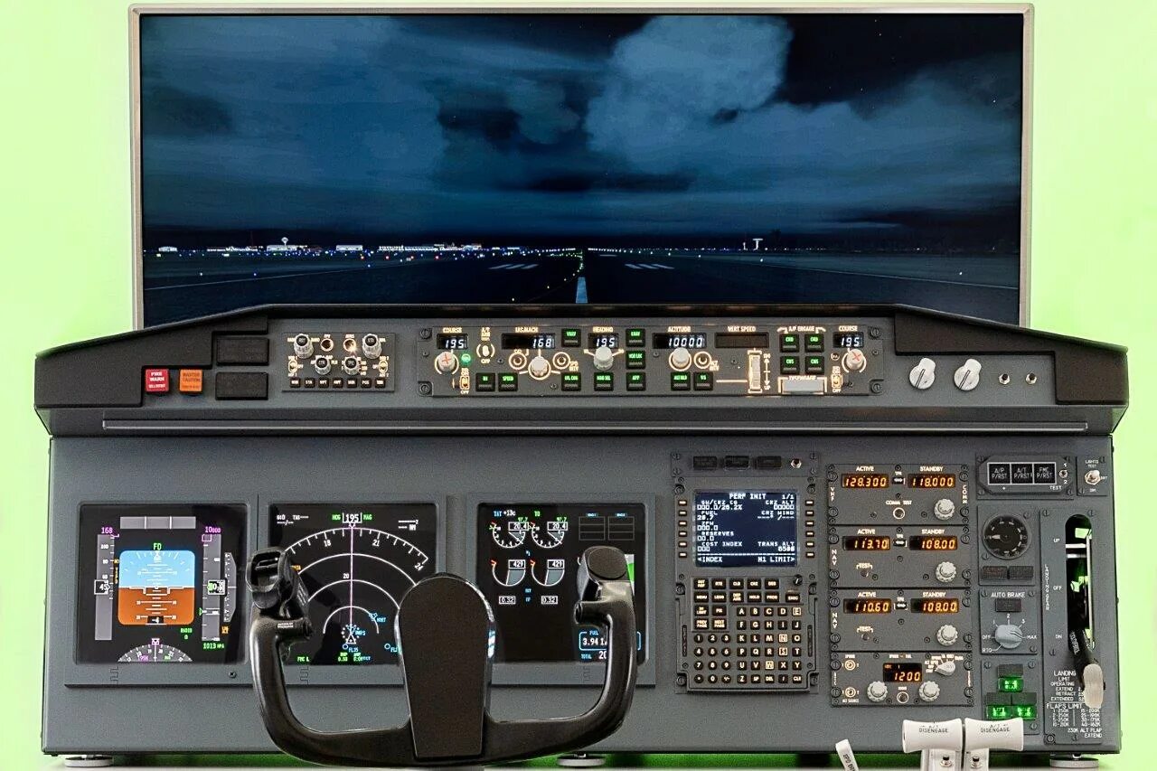 Flight simulator advanced