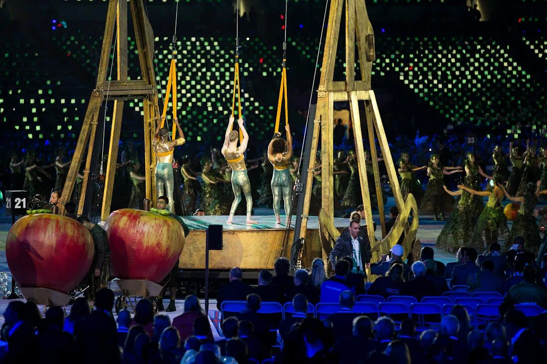 церемония открытия паралимпийских игр 2012. паралимпийские игры в лондоне 2012. лондон паралимпийские игры 2012 фото. паралимпиада лондон 2012. паралимпийские игры в лондоне 2012.