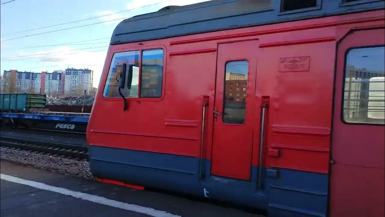 Электричка кушелевка сосново. Расписание электричек пискаревка. Электричка сосново. Расписание электричек финляндский вокзал сосново. Кушелевка электричка.