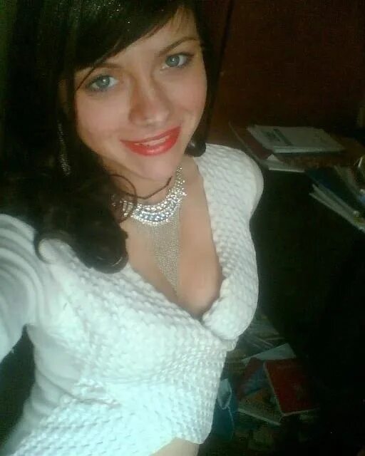 Номера телефонов женщин в калининграде. "сексзнакомства калининград". Женщина для серьезных отношений калининград. Незамужние девушки калининград. Одинокие женщины калининграда.