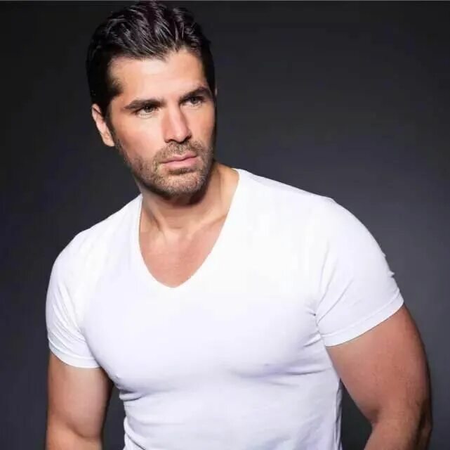 Eduardo. Eduardo. Эдуардо верастеги (eduardo verástegui). Актер эдуардо верастеги. Эдуардо верастеги зачарованные.