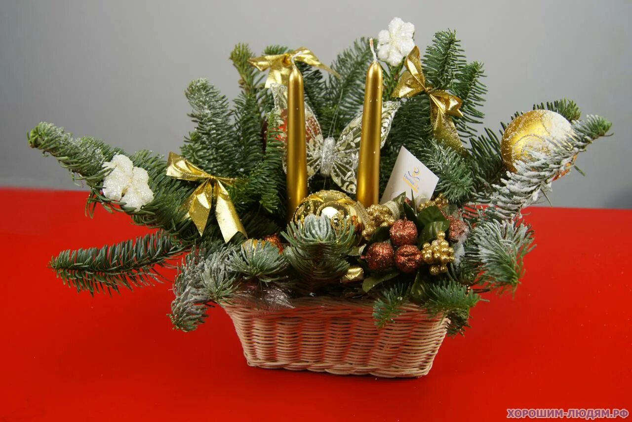 новогоднее украшение в корзине. корзинки к новому году своими руками. новогодняя корзина своими руками. декор корзины на новый год. новогодняя корзина своими руками.