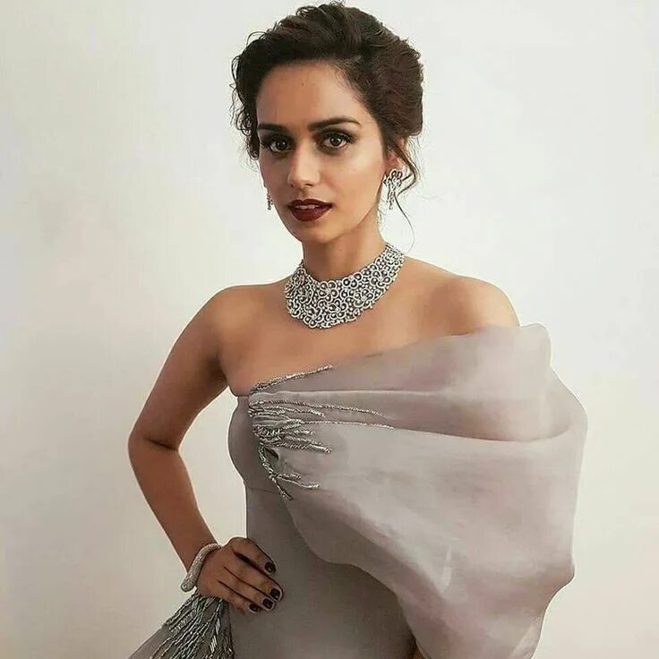 Мануши чхиллар. Manushi chhillar. мануши чхиллар фото.