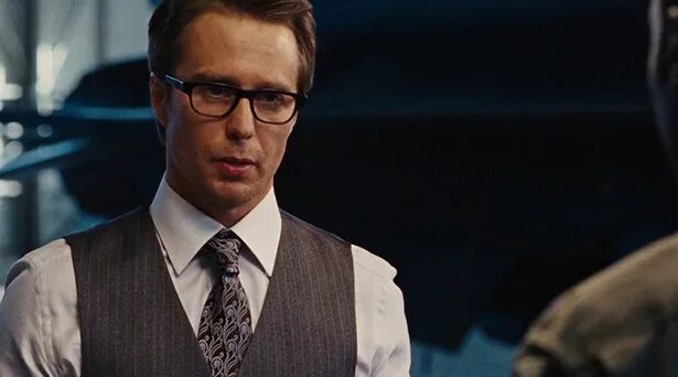 Сэм рокуэлл железный человек 2. Джастин хаммер железный человек 2. Сэм рокуэлл железный человек 2. Железный человек 2 хаммер. Хаммер железный человек.