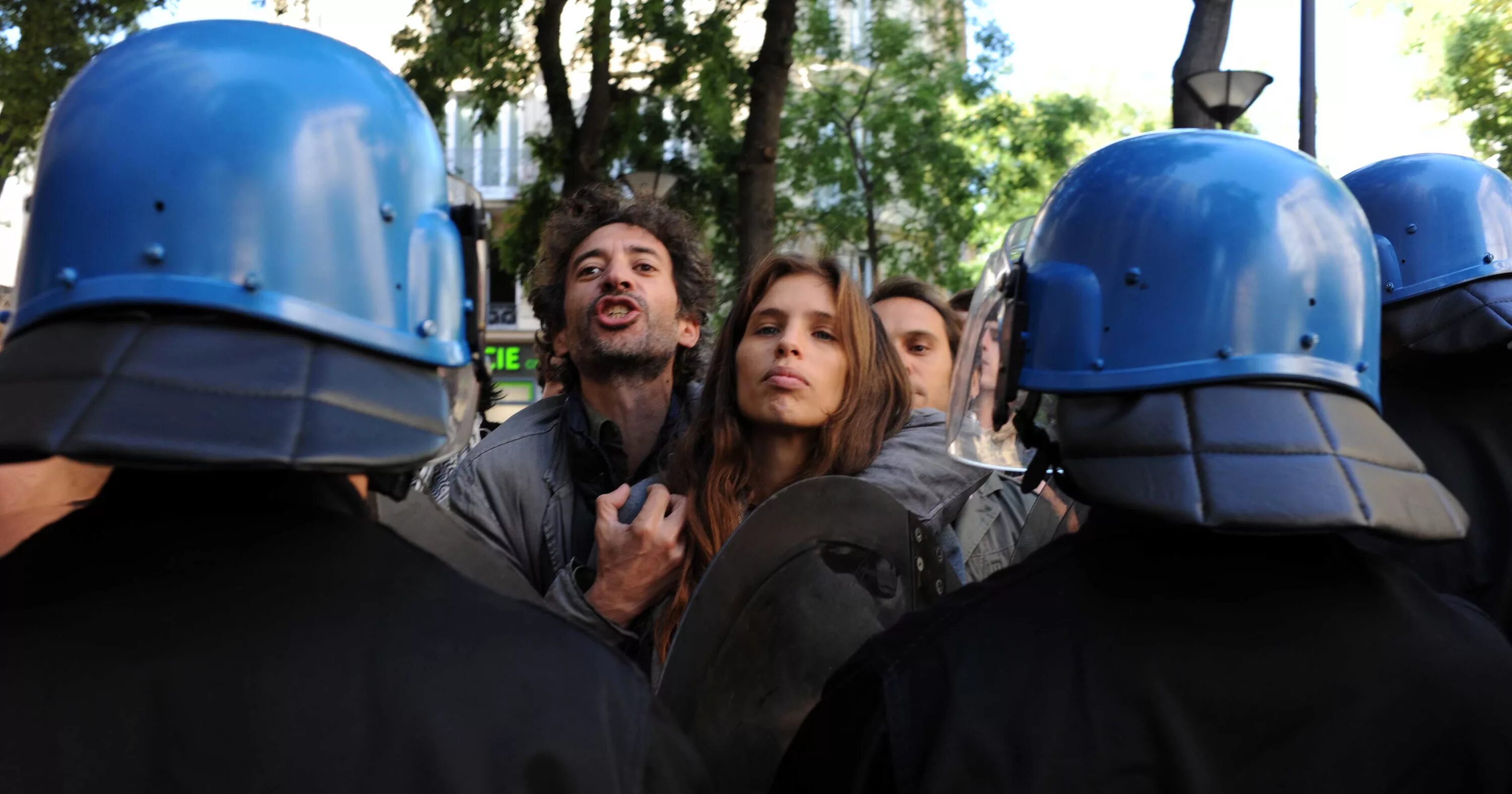 Пиратский тв. Пиратский флаг. Пиратский тв. Пиратский тв. Пиратское телевидение видеоарт.