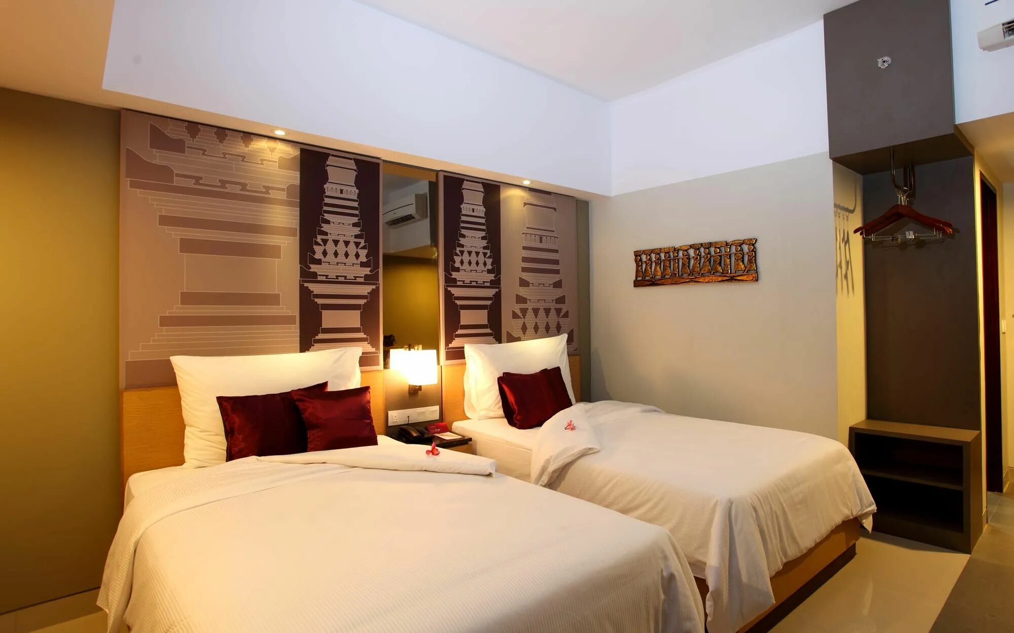 Twin bed что это в отеле. Twin bed room. Комната отеля. Твин рум. Twin bed room.