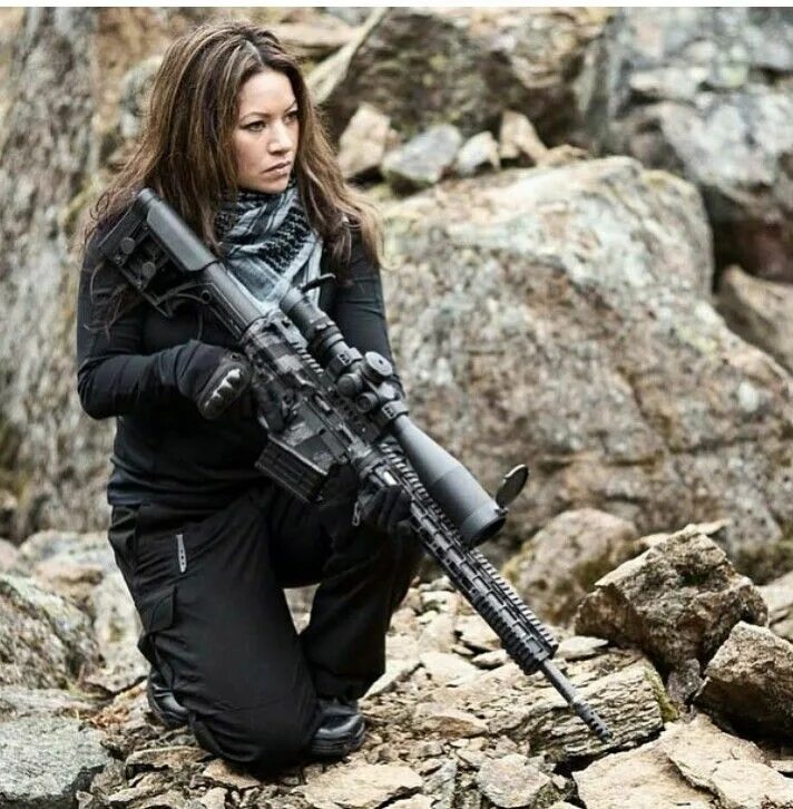 Женщина снайпер посетила сша. Паула кастаньо снайпер. сара снайпер. falkor petra 300. женщины снайперши.