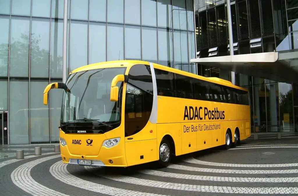 Bus companies. Автобусная компания. Компании автобусов. Фирма с желтыми автобусами. Фирма с автобусами Bus.