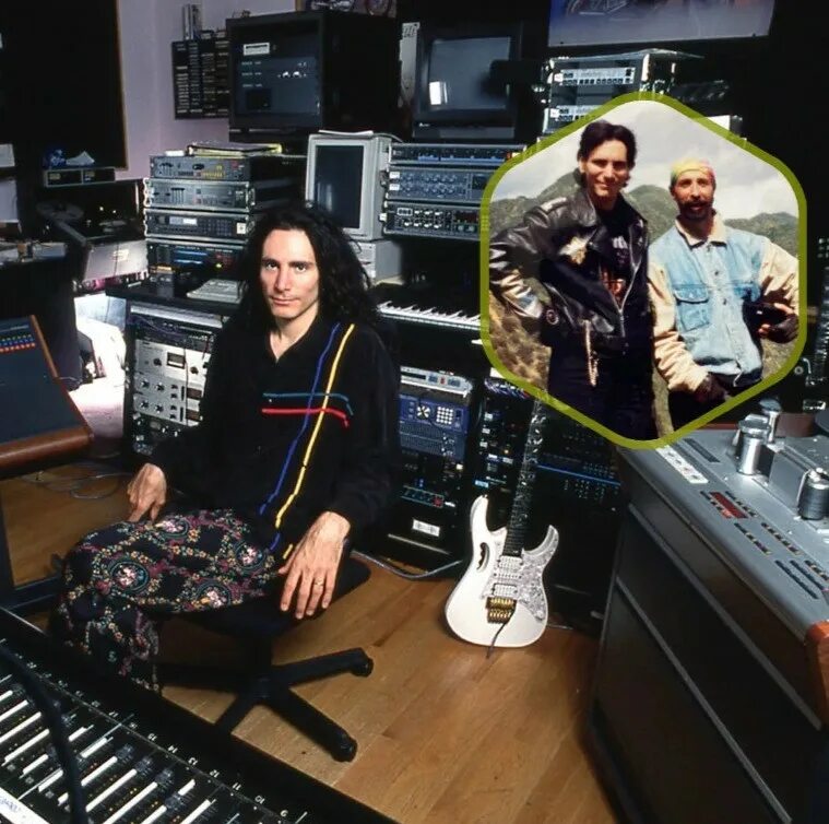 Steve track. Steve vai - vai/gash (2025). steve vai vai/gash.