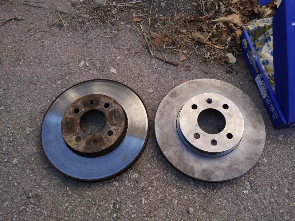 Диск тормозной передний hyundai nf 276. Тормозные диски соната тагаз 2. Тормозной диск хендай соната тагаз. Диски тормозные передние соната тагаз 2. 7.