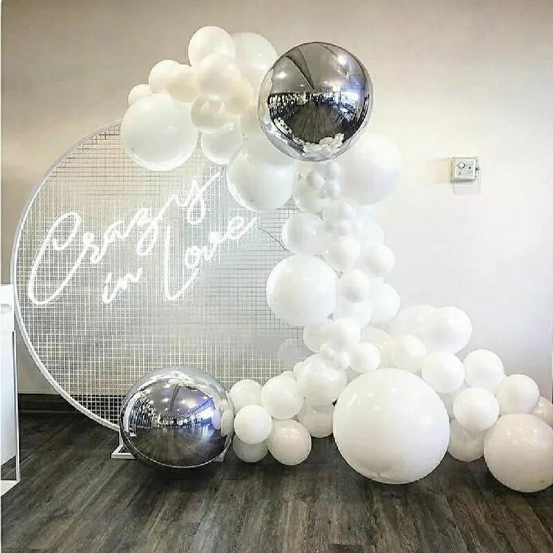 Воздушные шары на полу. Фотозона с шарами. Украшение воздушными шарами. Стильное украшение шарами. Shar oformileniye.