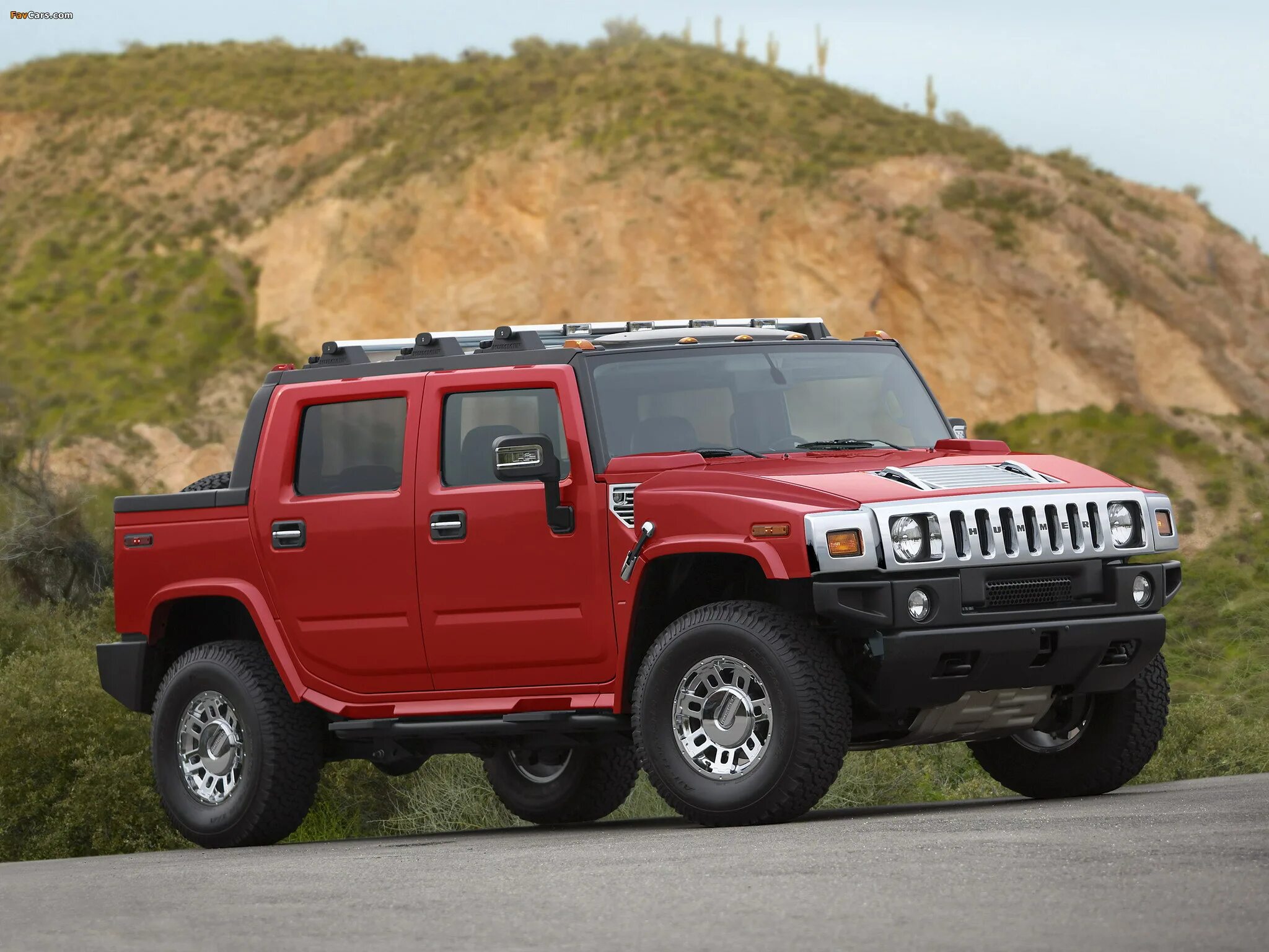 Hummer h2 sut. Хаммер н2. Хаммер h2 красный. Hummer h2 SUV Red 2007. A very big car