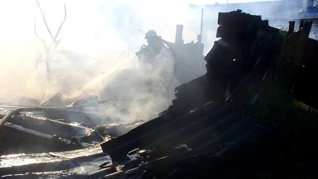 Пожар в Тальменском районе Алтайского края. Село Зайцево Алтайский край Тальменский район. Алтайский край Тальменский район с Казанцево пожары. Пожар в селе Озерки Алтайский край Тальменский район.