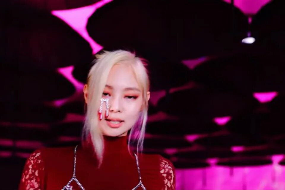 How like that live. Blackpink дженни 2025. лиса блэк пинк гиф. гиф с дженни из блэк пинк. блэк пинк how you like that.