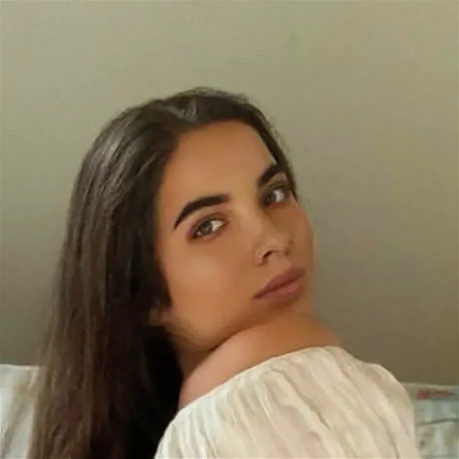 Yasmin zbari. Yasmin zbari