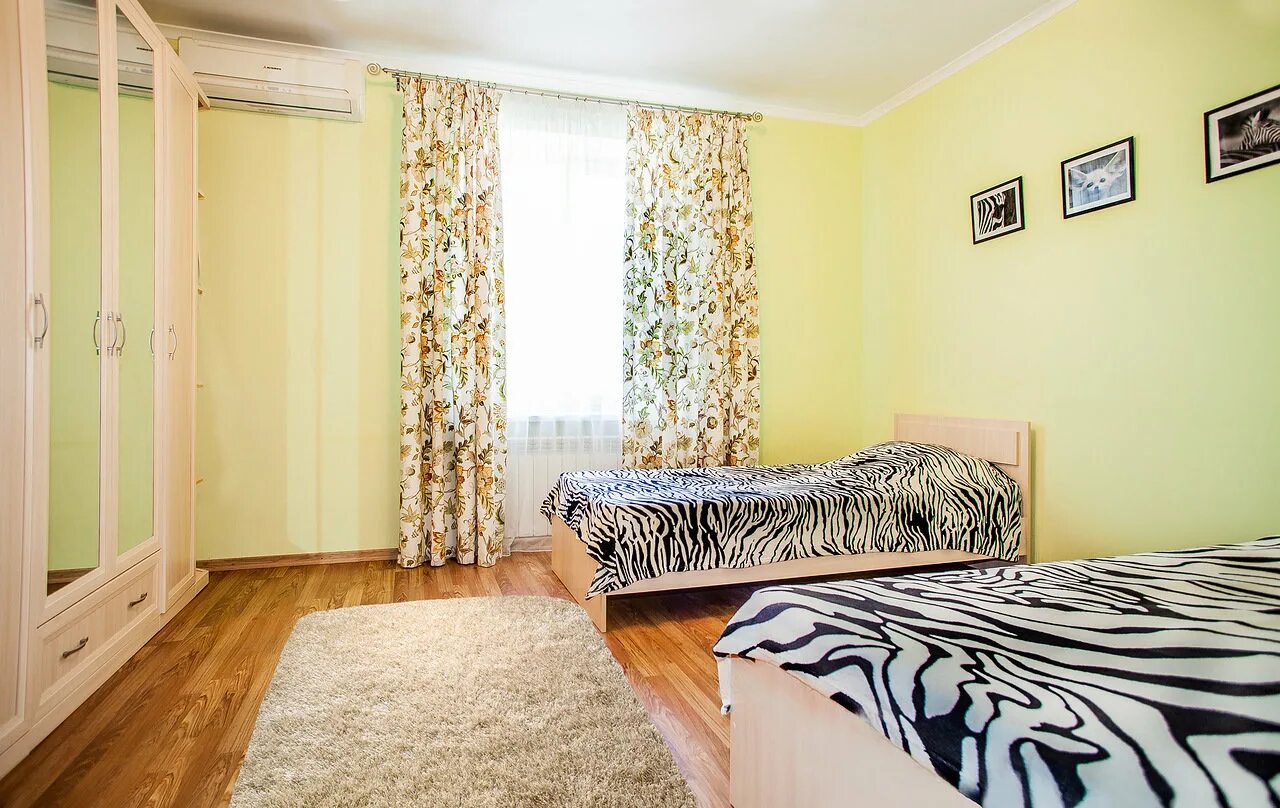 суточные комнаты. нагибина 37 2 комнатная квартира. апартаменты ростов на дону посуточно. тельмана 110 ростов на дону. арендовать квартиру в восточном квартале в ростове.