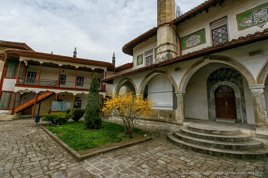 Ханский дворец гарем. Бахитгуль бахчисарай официальный сайт. Кооперативная. Кооперативная улица 12б бахчисарай. Бахчисарай ул ракитского 1.
