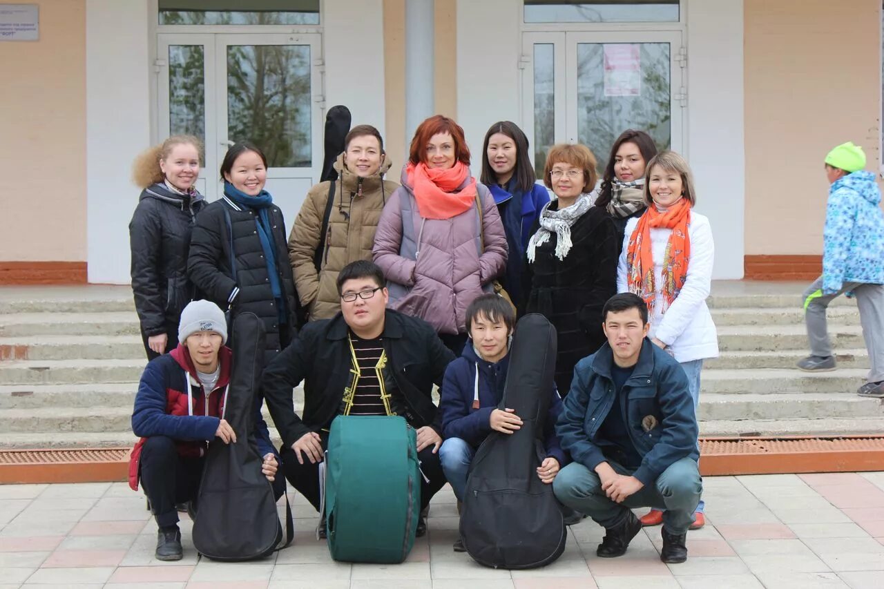 Погода в гусиноозерске на завтра. Администрация Гусиноозерск. Гусиноозерск глава города. Муз школа в Гусиноозёрске. Гусиноозерск Бурятия учебные заведения.