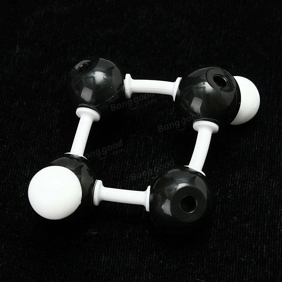 Цис бутен 2 молекула. Молекулы для детей. Составить модель молекулы. Набор атомов для составления моделей молекул (лабораторный). Составить модель молекулы.