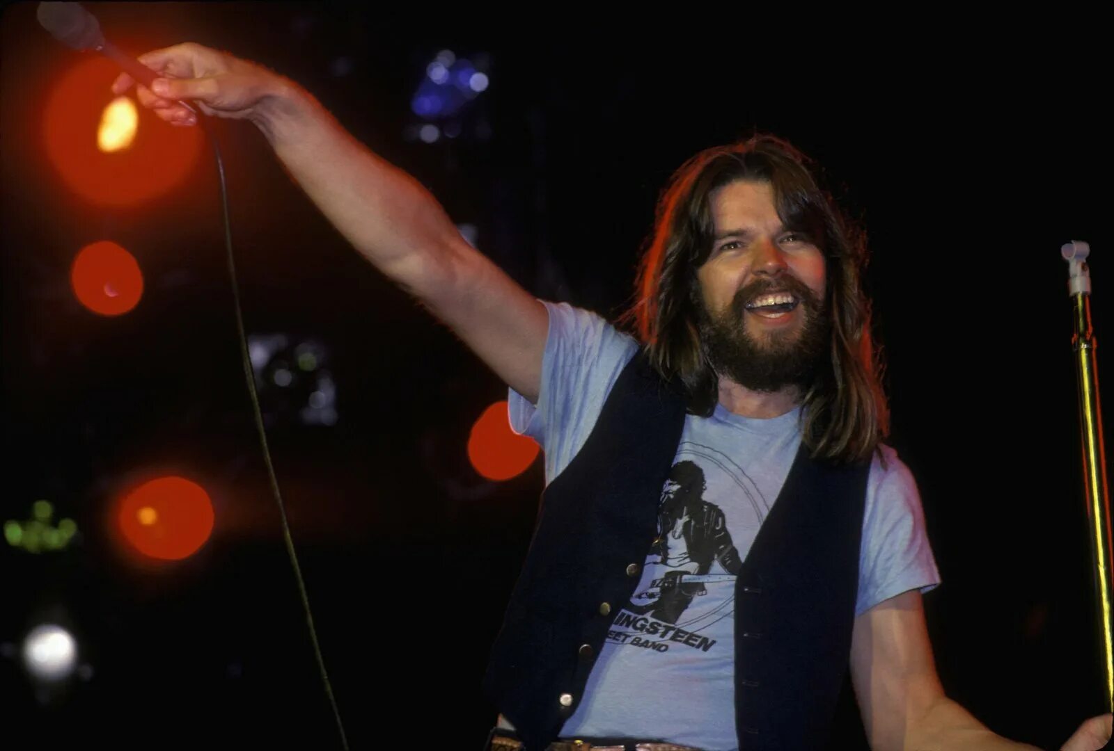 Bob seger turn the. Боб сигер. bob seger в молодости. роберт кларк сигер. night moves bob seger &amp; the silver bullet band.