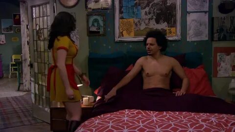 Eric André shirtless in 2 Broke Girls 3-16 "And The ATM" .
